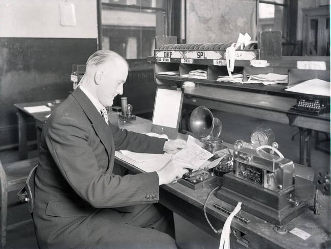 Staffer working Morse machine, 1934. Picture courtesy of BT Heritage & Archives 